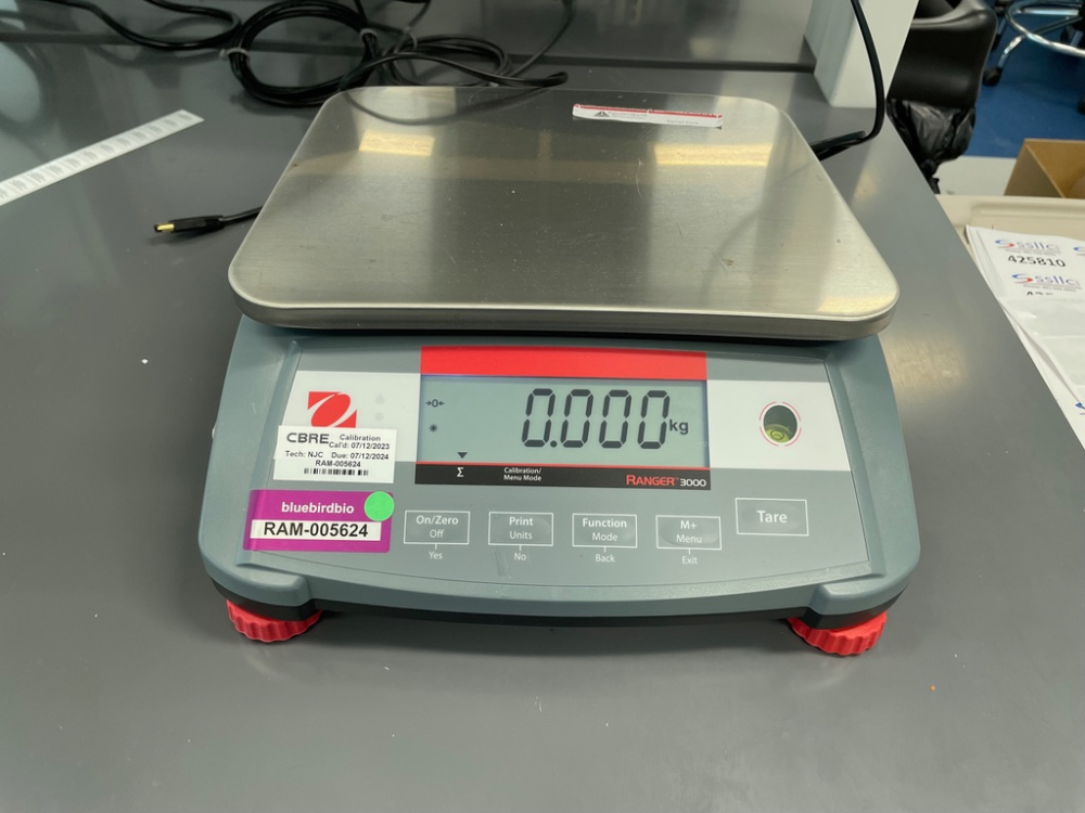 Image of Ohaus Ranger 3000 Digital Scale